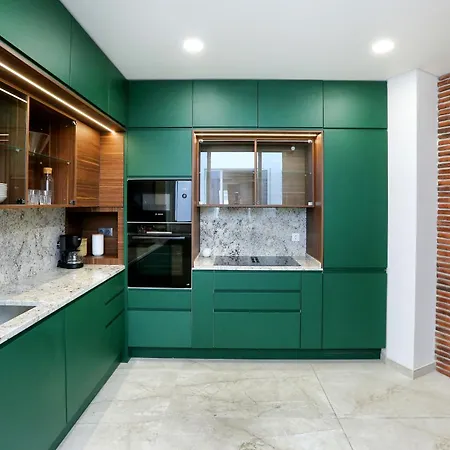 Algarve Gem Spacious 2 Bdr By Misha's Place