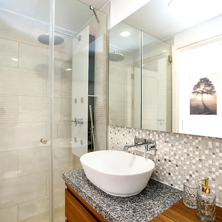 Algarve Gem Spacious 2 Bdr By Misha's Place